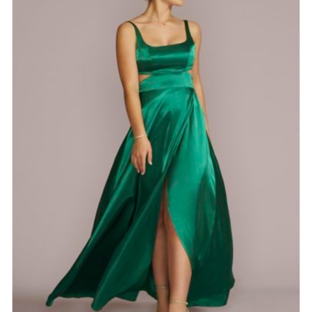 BNWT emerald green high slit square neck gown